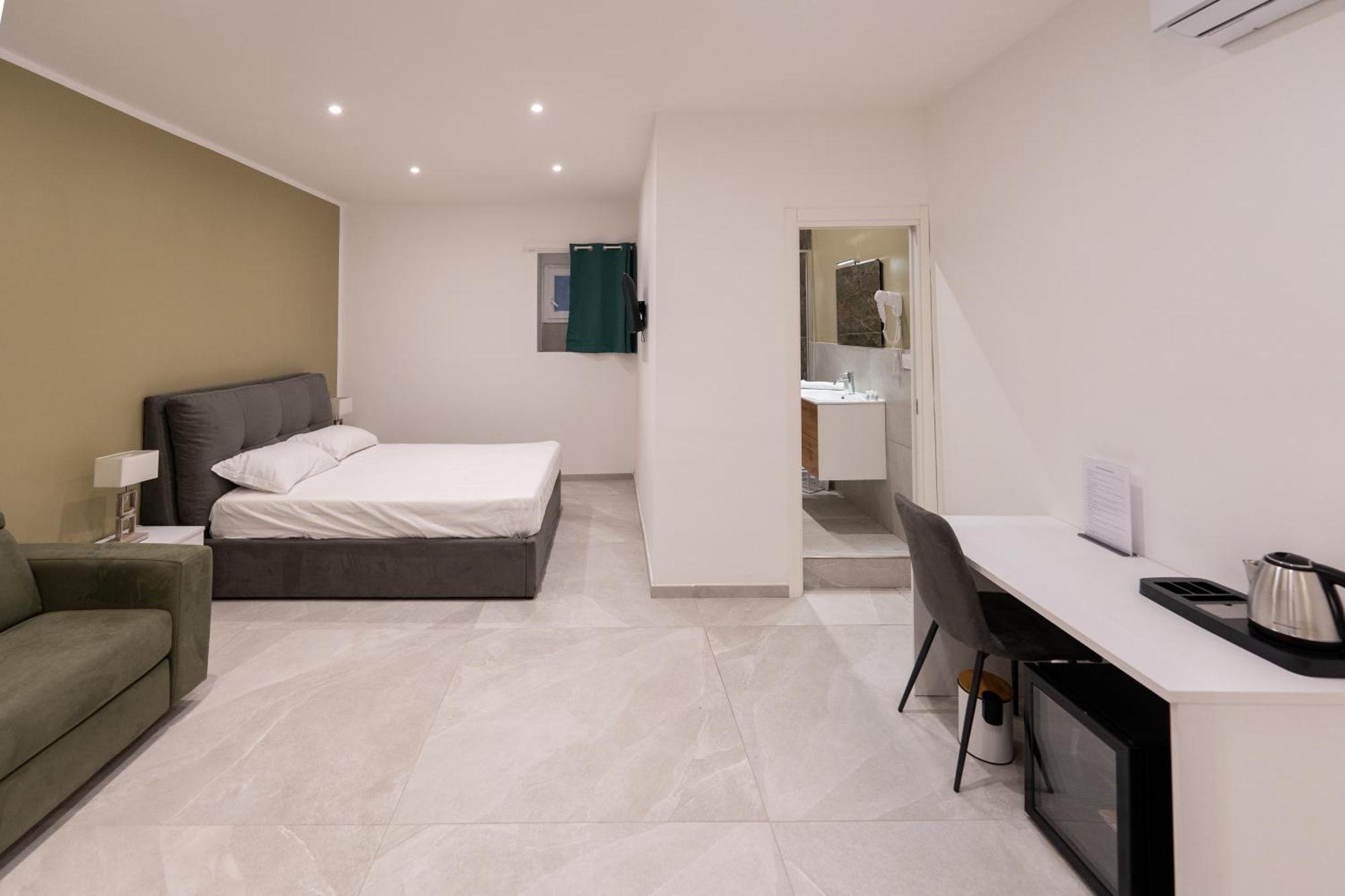 Suites Gaudioso Napoli Center Εξωτερικό φωτογραφία