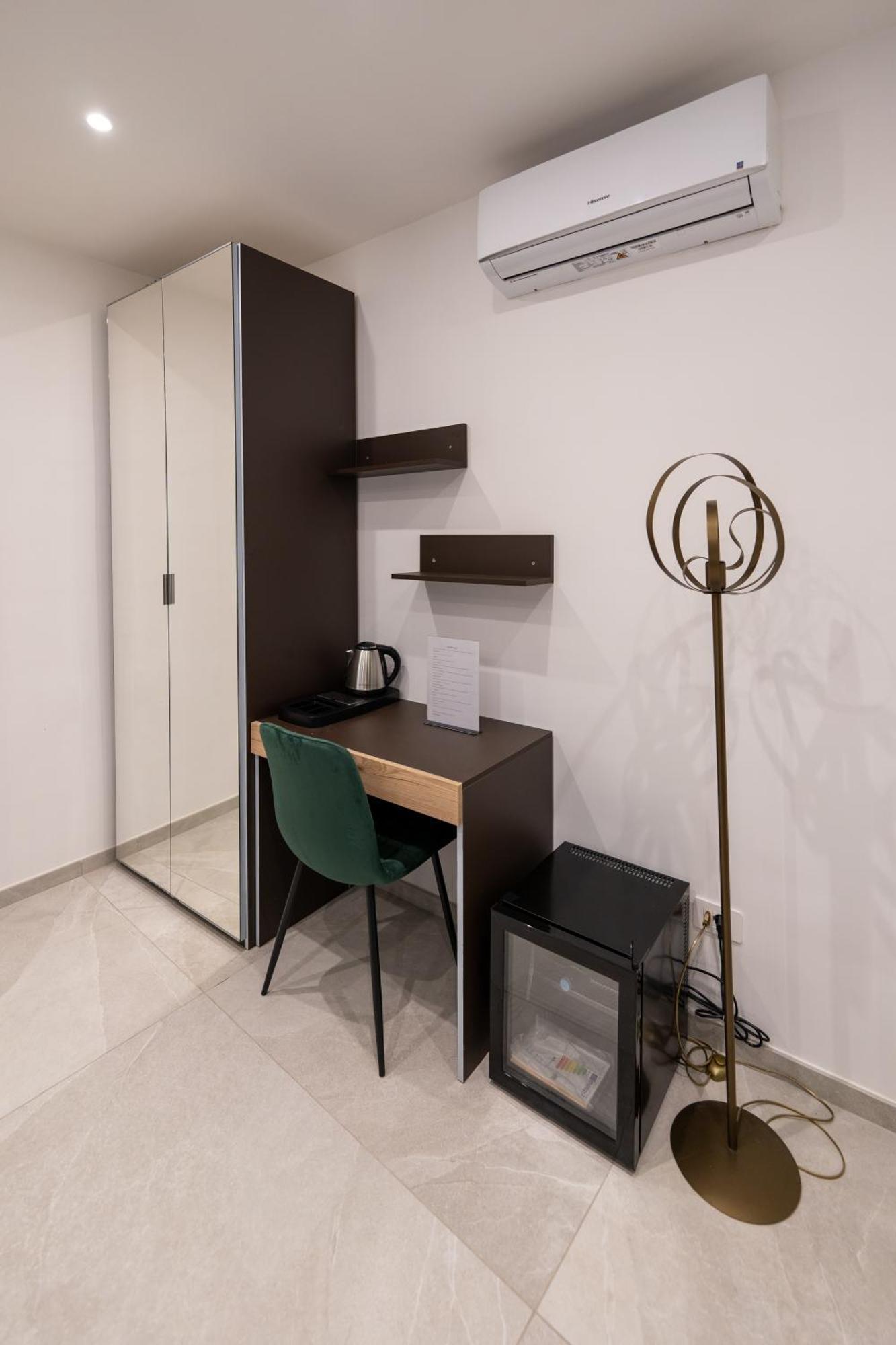 Suites Gaudioso Napoli Center Εξωτερικό φωτογραφία