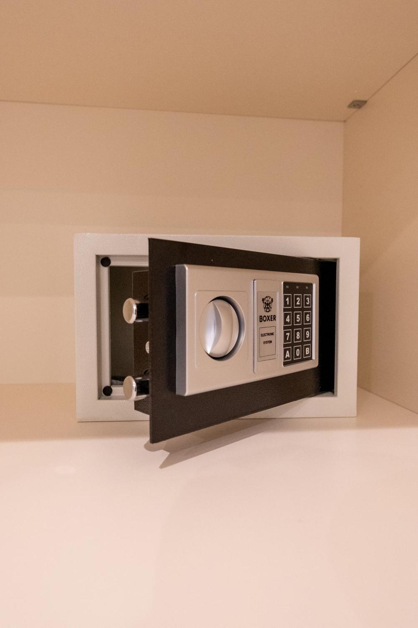 Suites Gaudioso Napoli Center Εξωτερικό φωτογραφία