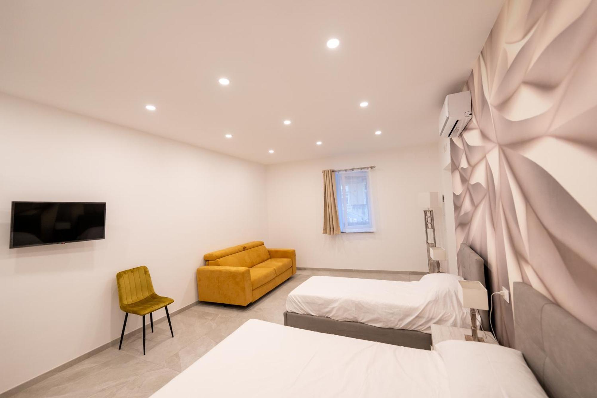 Suites Gaudioso Napoli Center Εξωτερικό φωτογραφία