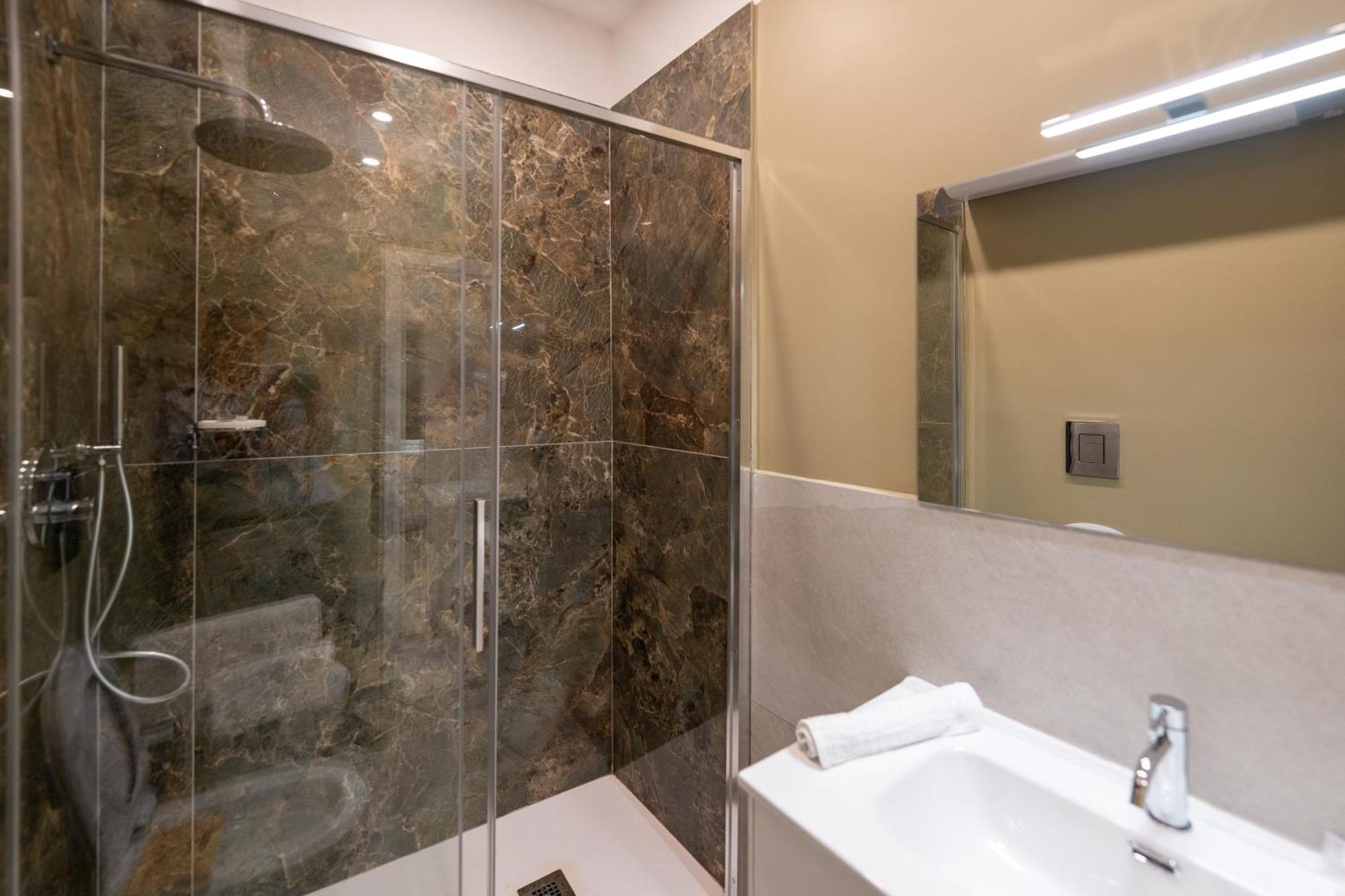 Suites Gaudioso Napoli Center Εξωτερικό φωτογραφία